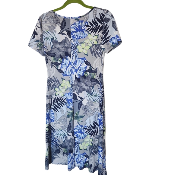 Mandee blue leave with flower dress - Picture 2 of 4